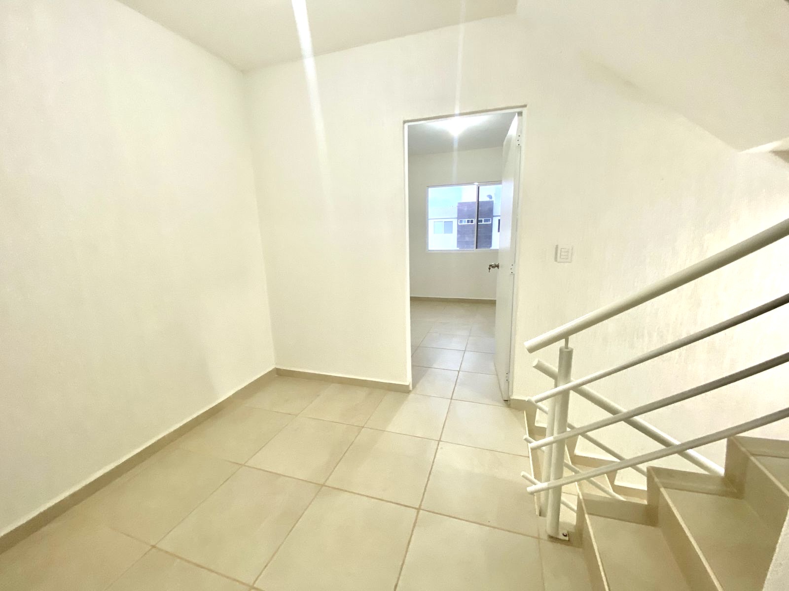 VENTA CASA MODELO CEIBA JARDINES DEL SUR 6 AV HUAYACAN — foto 5 de 6 · jardines sur
