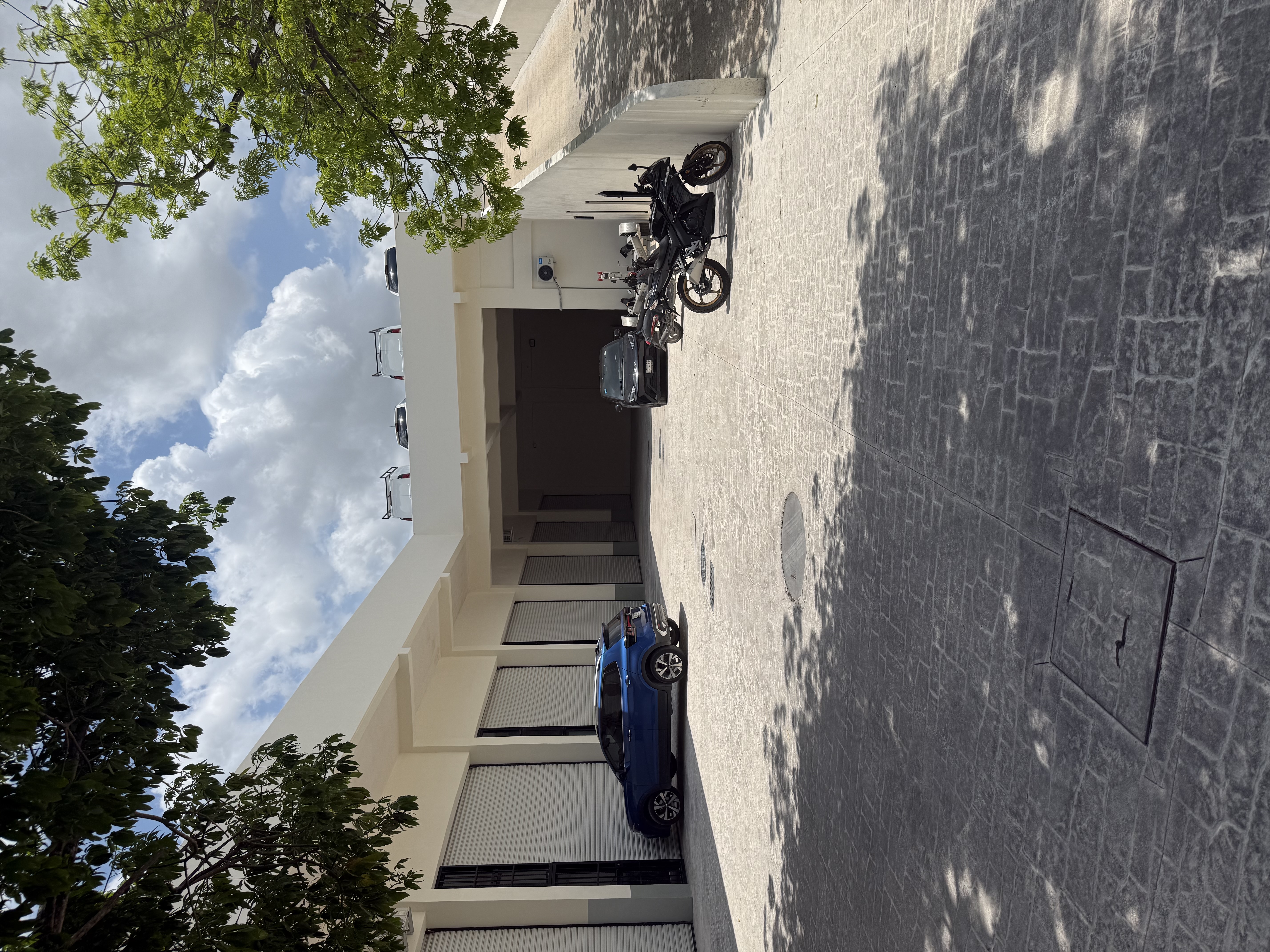 Bodega sobre Av Nichupte dentro de plaza muray — foto 5 de 6 · nichupte