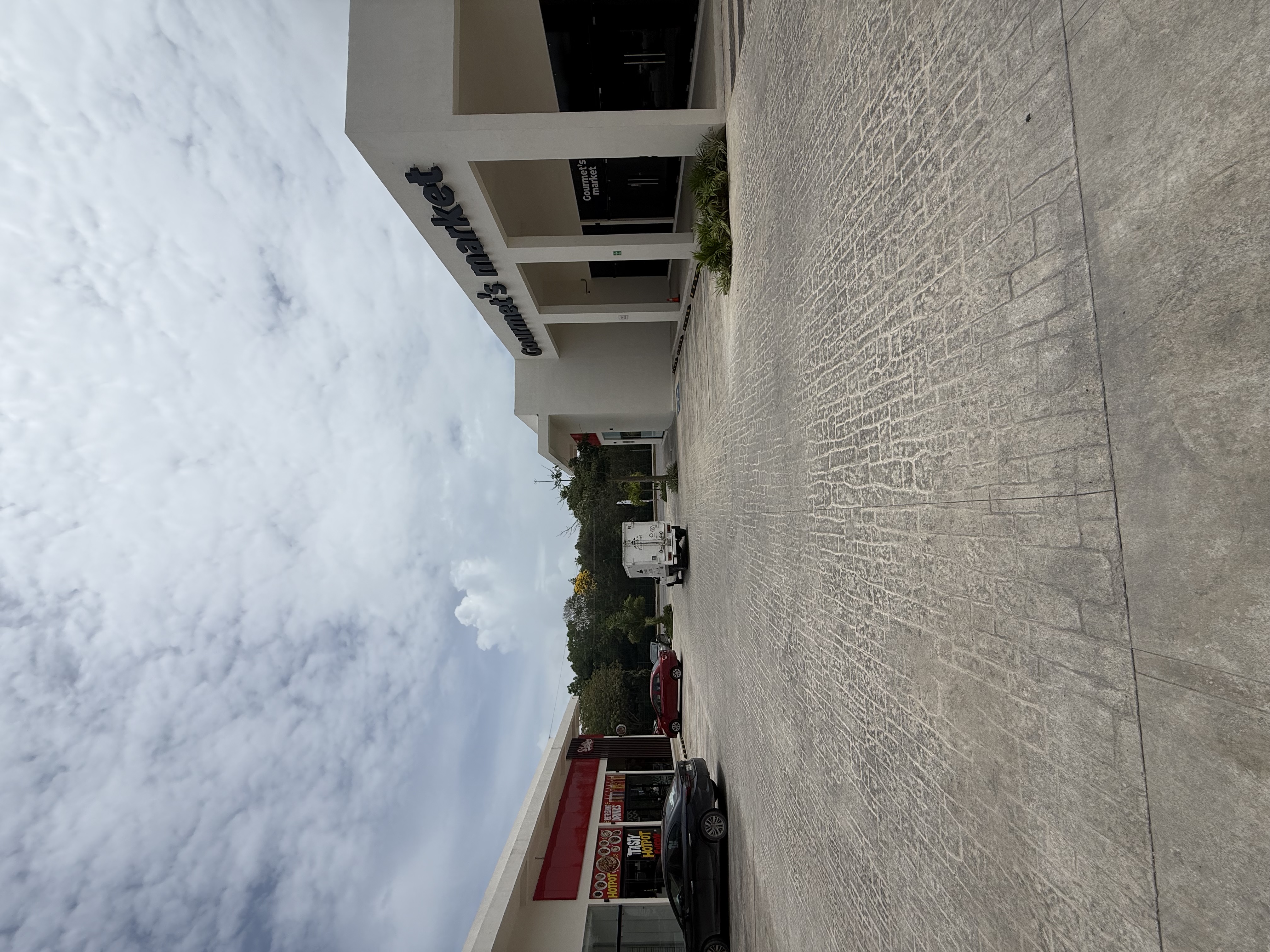 Bodega en Av.Nichupte esquina Kabah — foto 4 de 6 · nichupte