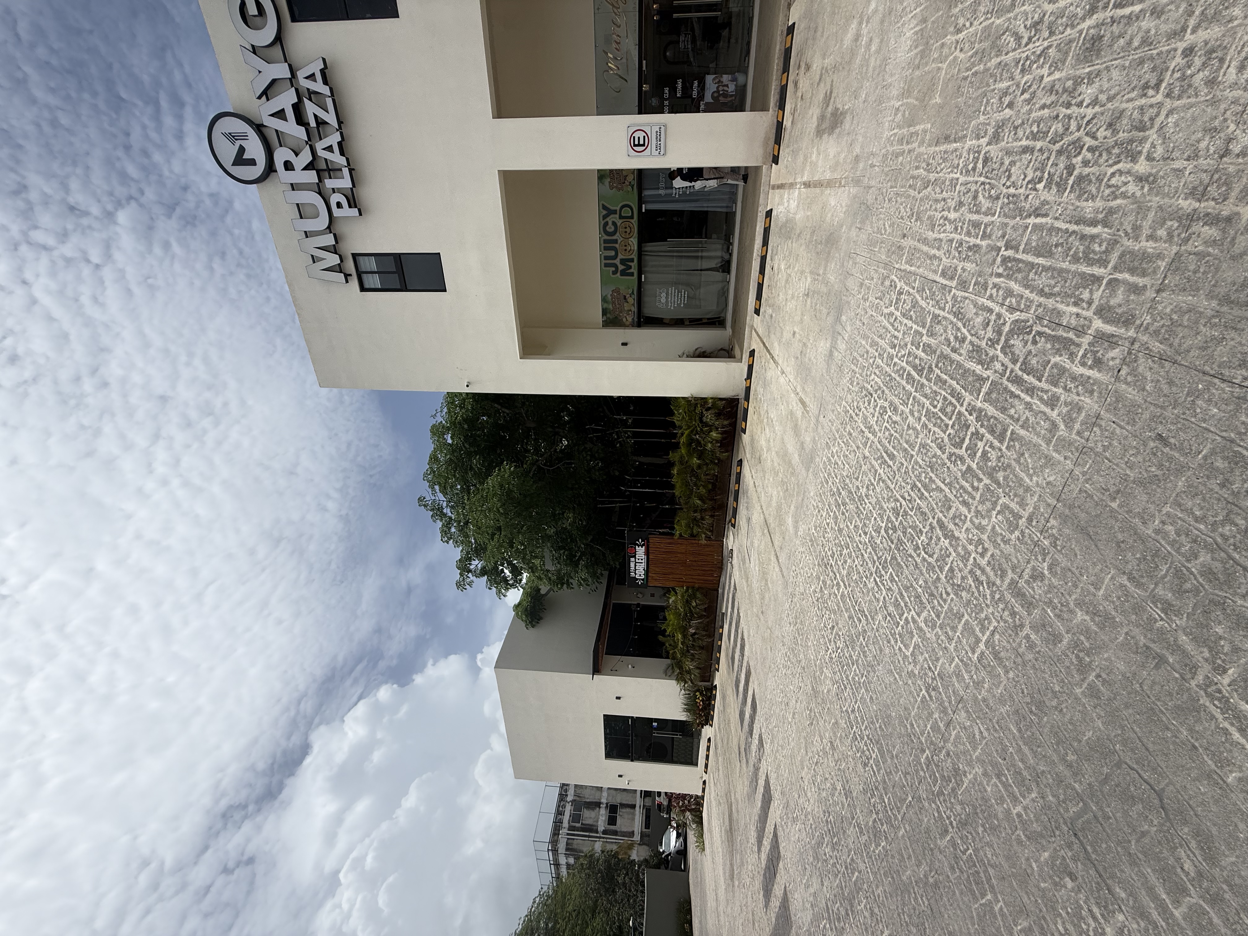 Bodega en Av.Nichupte esquina Kabah — foto 5 de 6 · nichupte