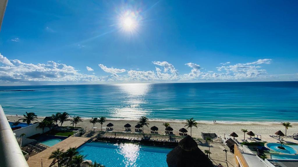 Maralago, exclusivo departamento en el corazón de la zona hotelera de Cancún — foto 1 de 6 · Zona Hotelera