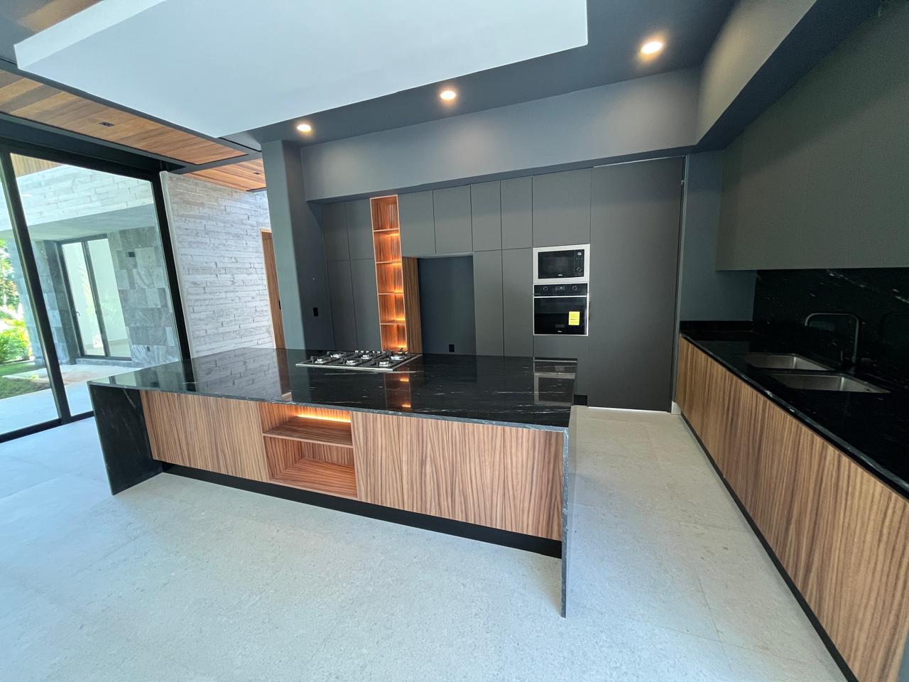 CASA EN VENTA EN CANCUN VILLA MAGNA — foto 4 de 6 · Lagos del Sol