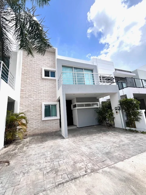 CASA EN VENTA EN RESIDENCIAL AQUA CANCÚN — foto 2 de 6 · aqua