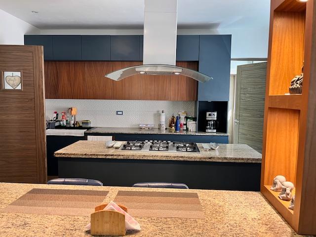 CASA EN VENTA EN RESIDENCIAL CUMBRES CANCÚN — foto 3 de 6 · cumbres